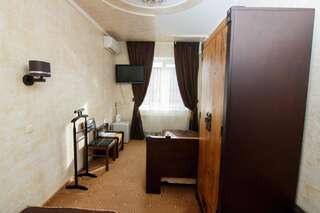 Отель Шахерезада Винница Двухместный номер Делюкс с 2 отдельными кроватями-3